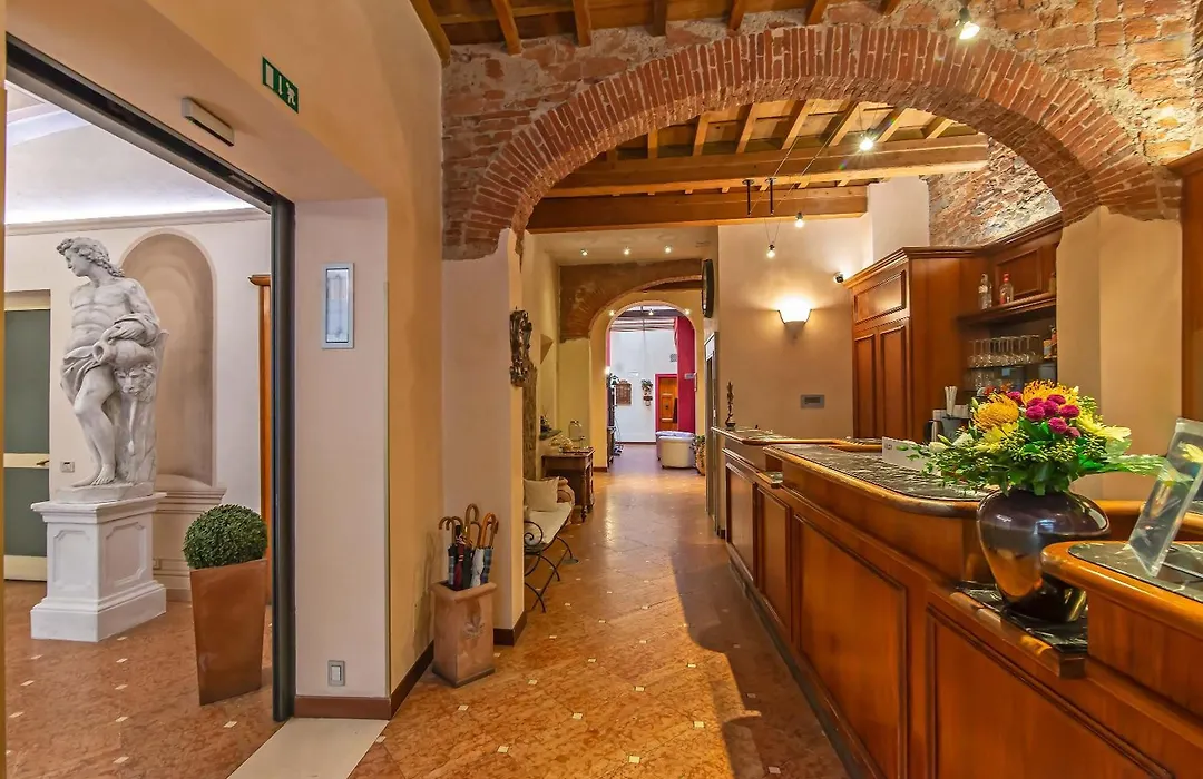 Hotel Porta Faenza-1