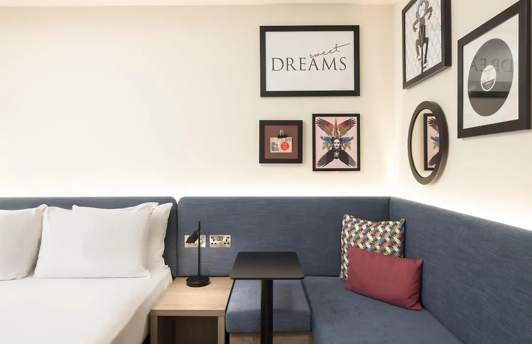 Hampton By Hilton London City-1