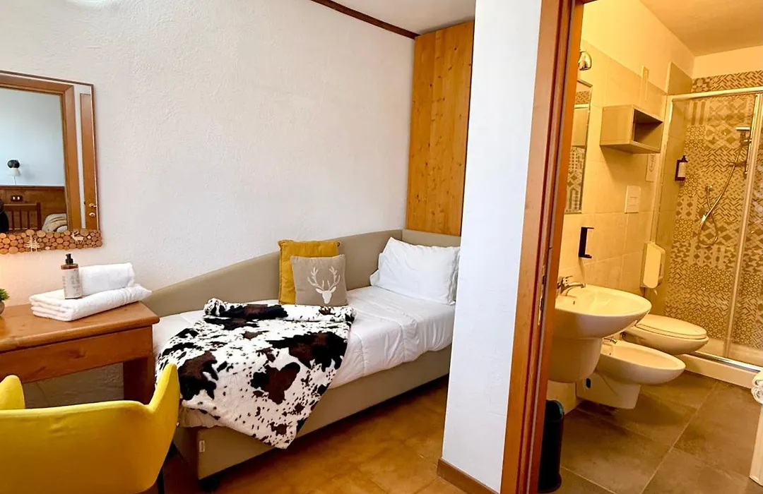 Hotel Iris-1