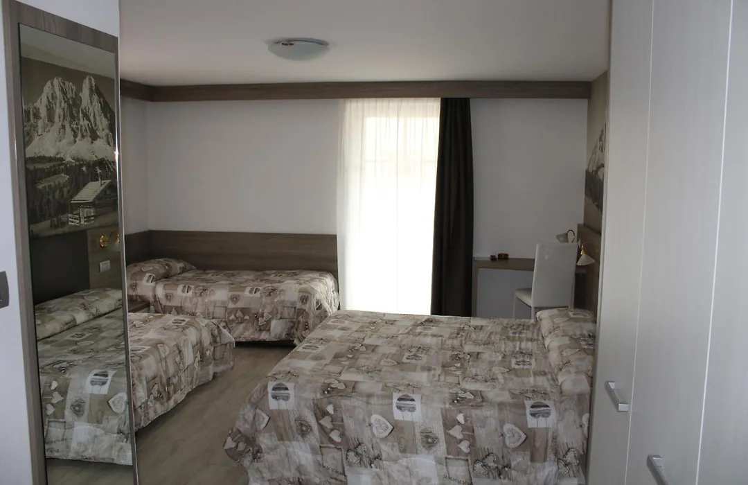 Hotel Villa Cima Undici-1
