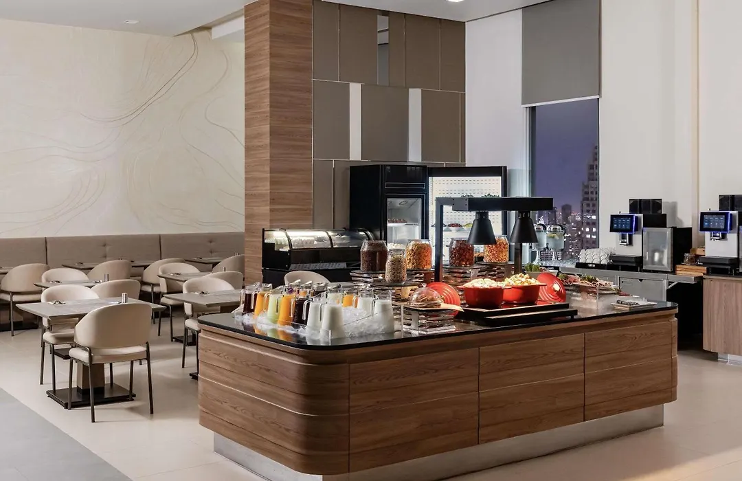 Ibis Bangkok Siam-1