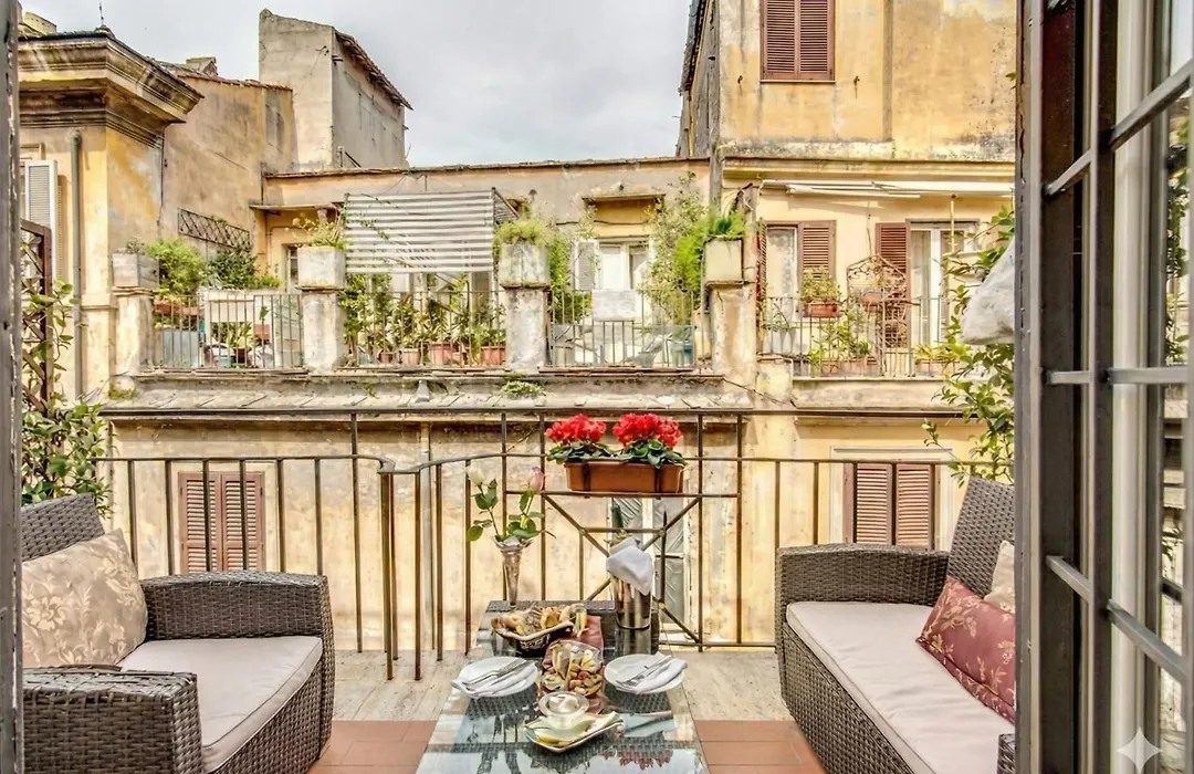 Pantheonview - Luxury Suites-1