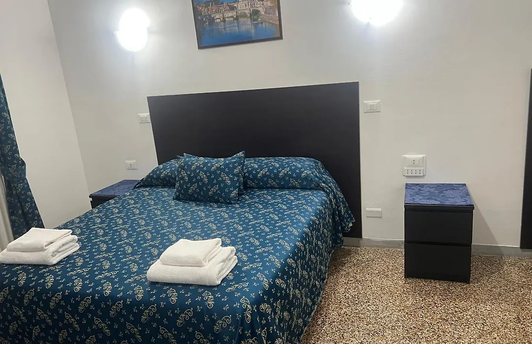Ines Downtown B&B-1