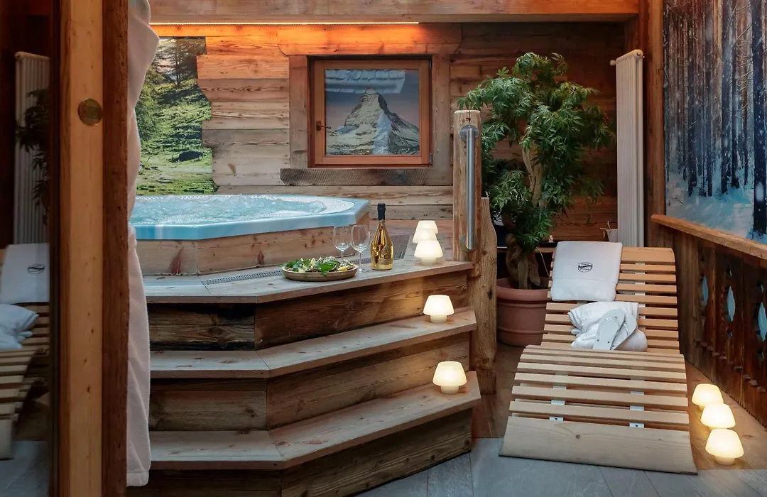 Chalet Matterhorn Francois - Central Alpine Chalet With Private Spa & Breakfast-1