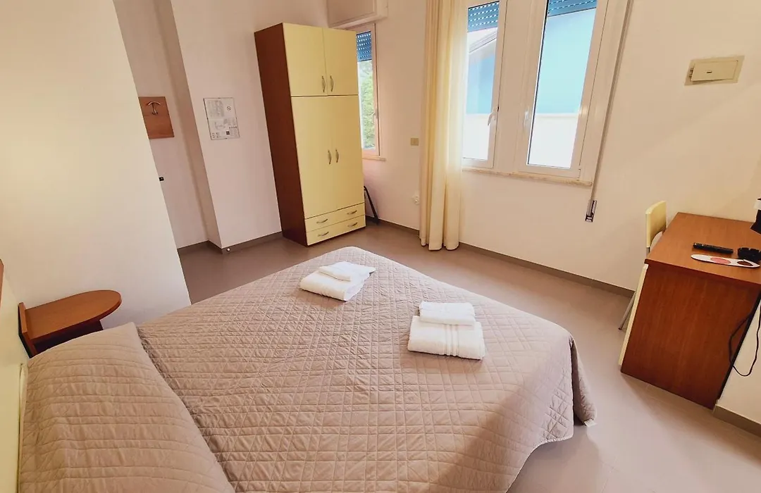Hotel Arno-1