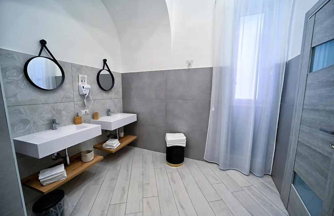 Ludben Dante B&B-1