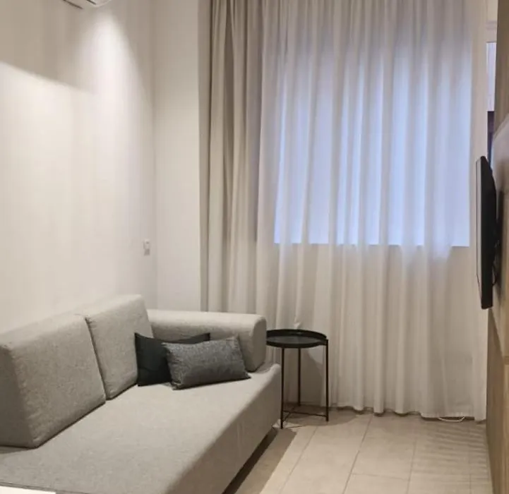 Blanq Marina Suites-1