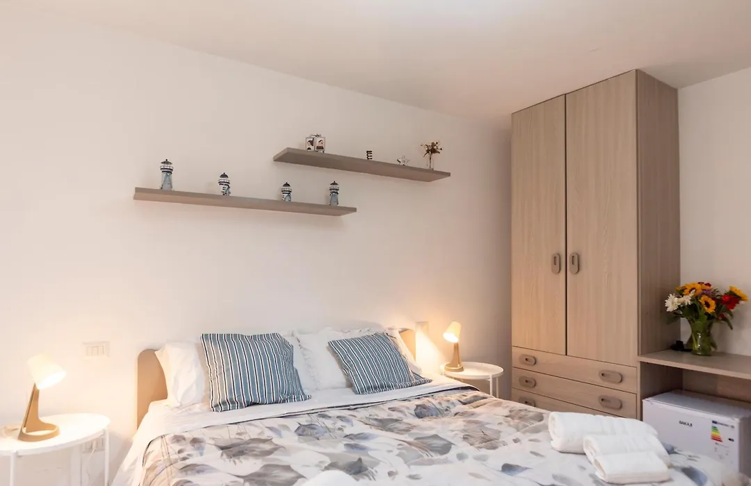 Napoli centro, DM suites-1