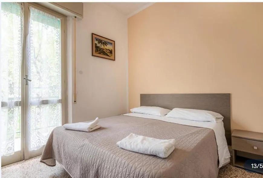 Hotel Britta-1