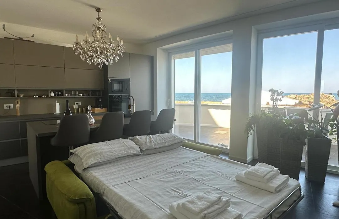 Bari Sea Paradise View (Adults Only)-1