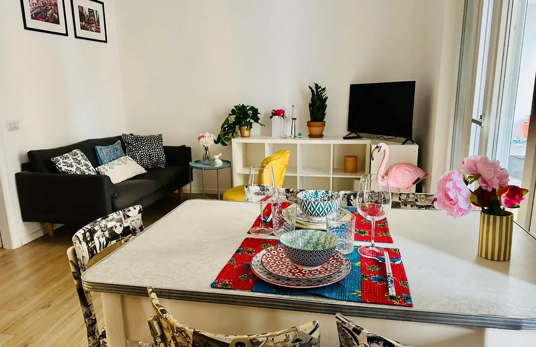 Illirico 1, Casa SmartStay - Argonne, Milano Linate, Dateo, Porta Venezia-1