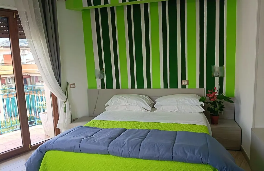 English Inn Rooms-1