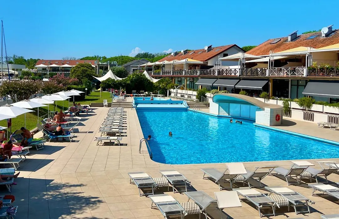 Hotel Marina Uno-1