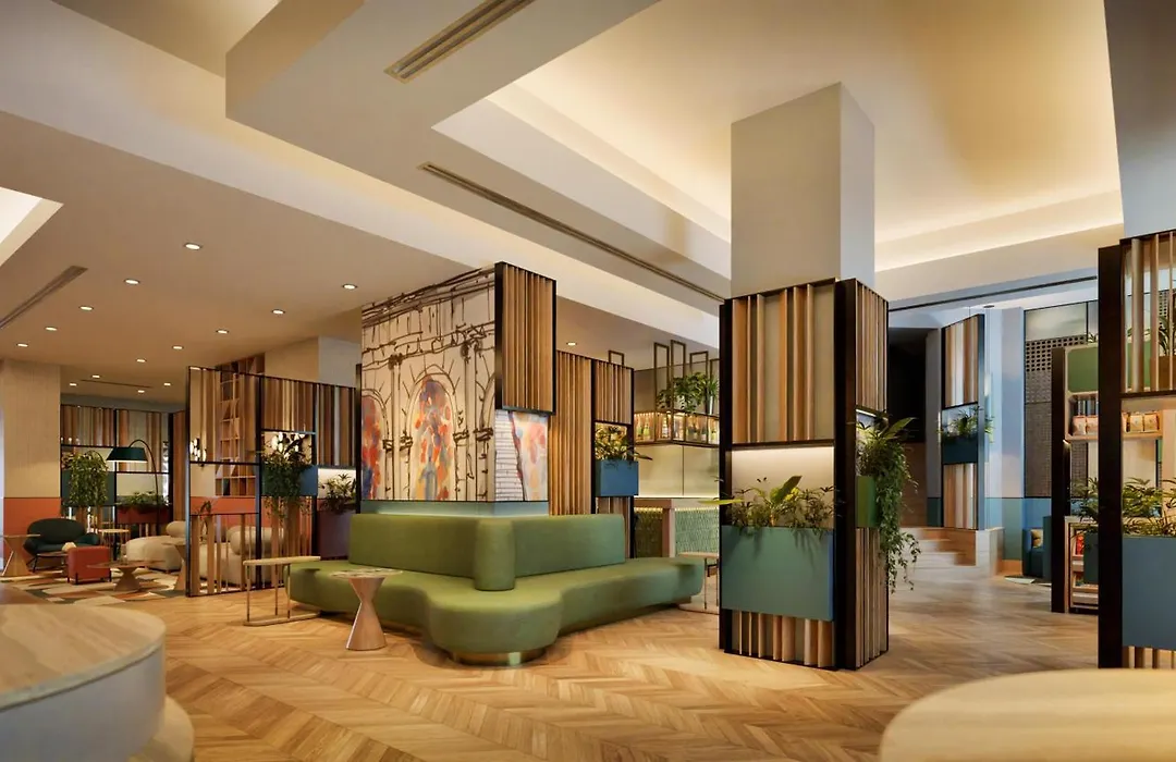 Hilton Garden Inn Rome Colosseum-1