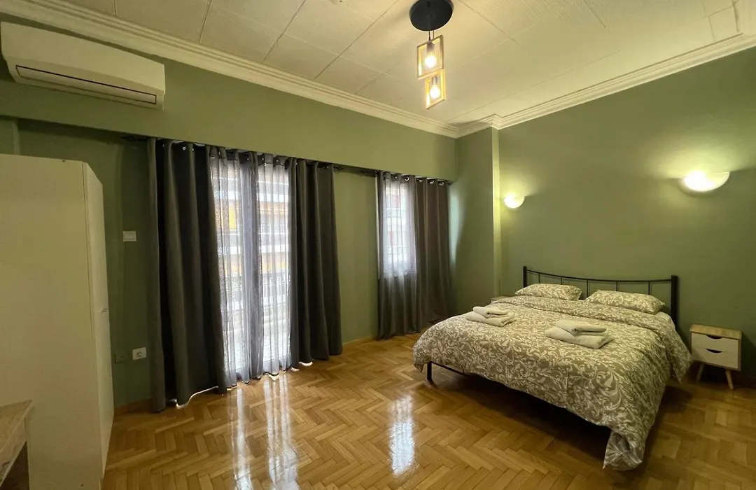 Sfiggos 54 Guest House-1