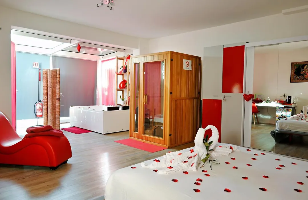Ragaraja Private Suite & Spa-1