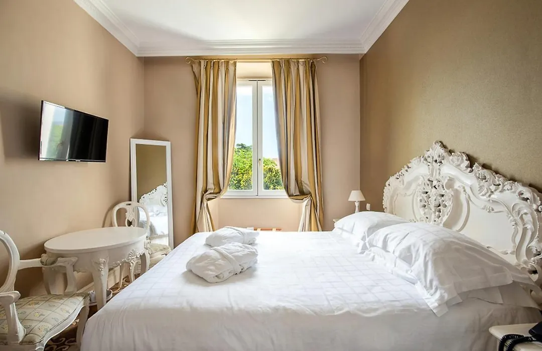 Hotel Chateau De La Tour Cannes-1