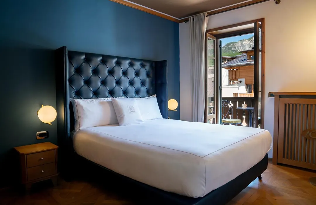 Ambra Cortina Luxury&Fashion Hotel-1