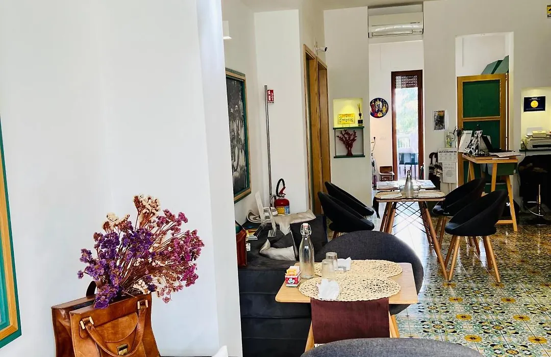 Luiselle Charming Accommodation Sorrento City Center-1