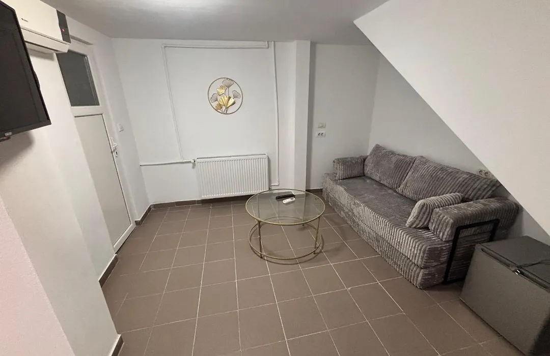 Piata Uniri Cozy Inn-1