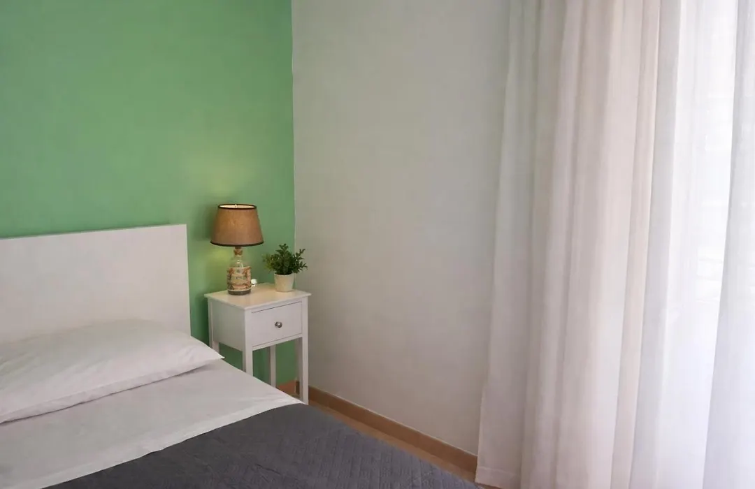 B&B Napoli Tonic-1