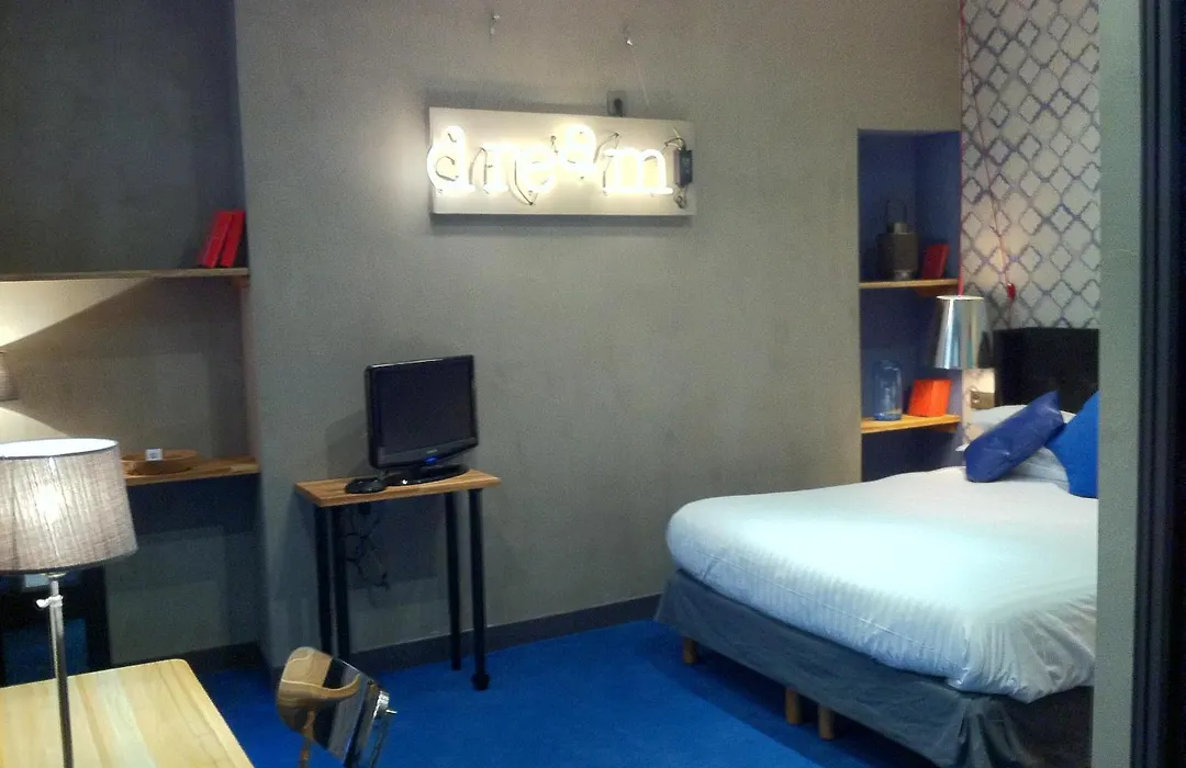 Ze Hotel-1