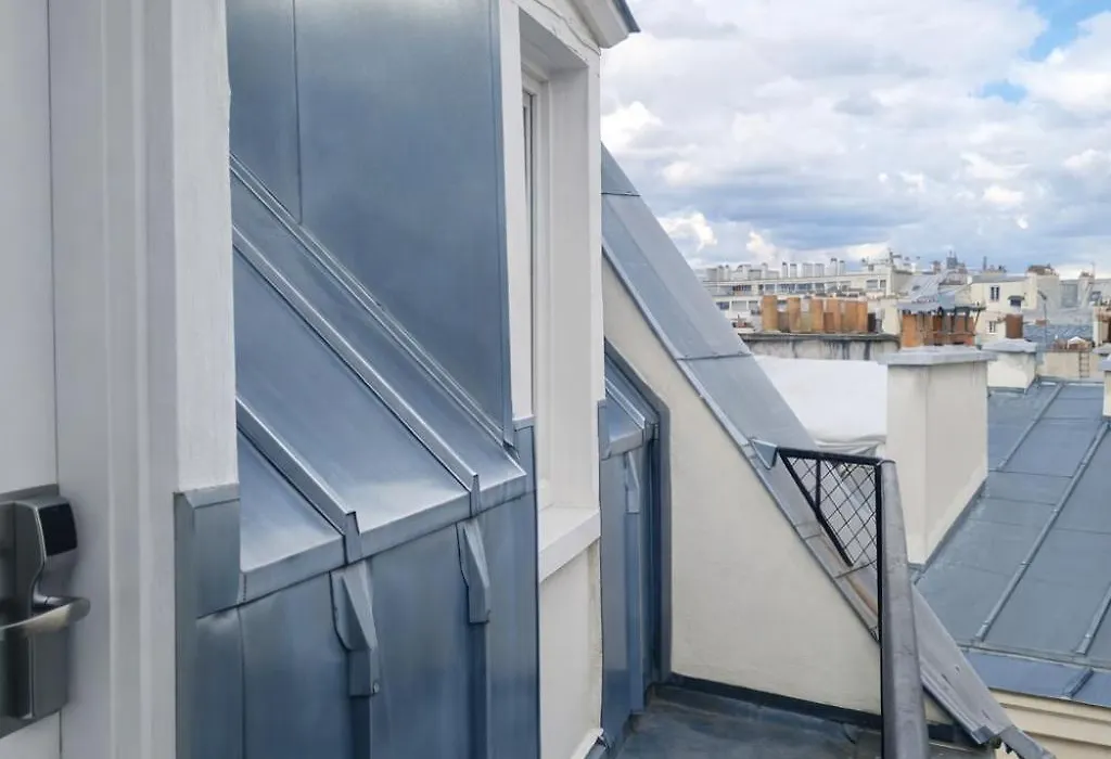 Hotel Eiffel Kensington-1