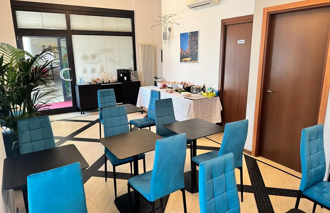 Verona Class ApartHotel Residenze del Cuore-1
