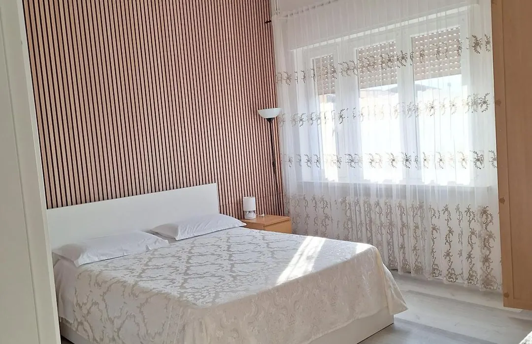 Giada Rooms Appartments-1