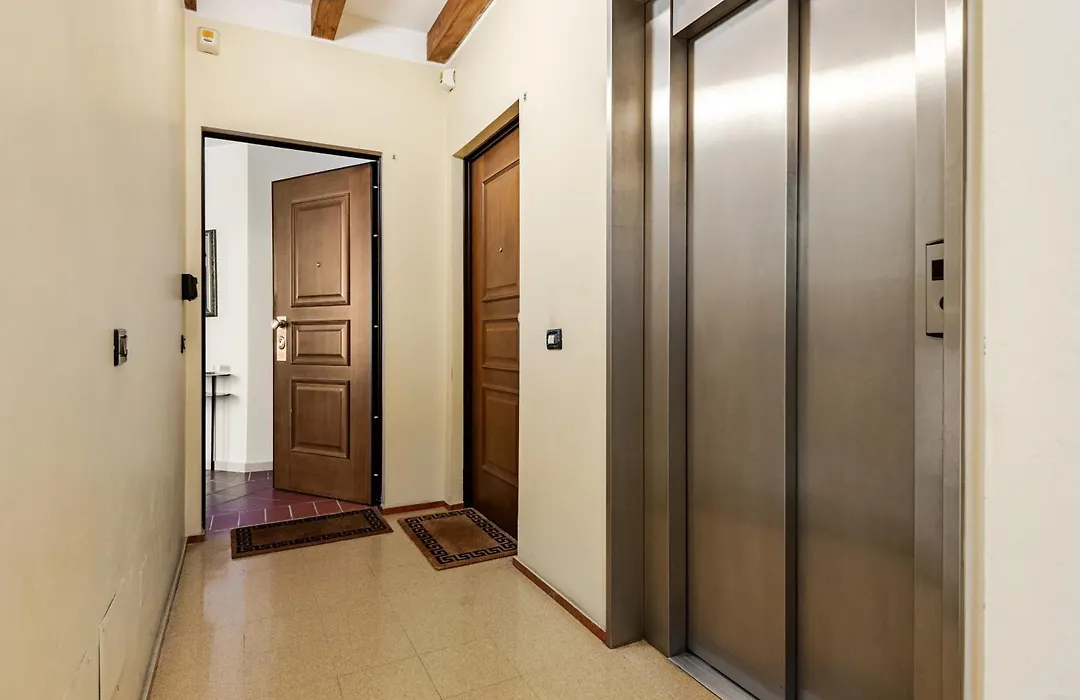 Casa Enzo - Old Town & Station - Ac, Free Parking - Family & Business-1