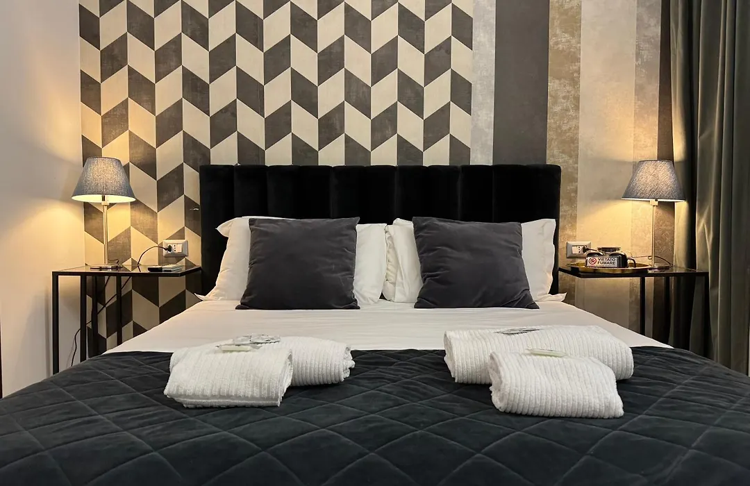 Vatican Luxury Suite-1