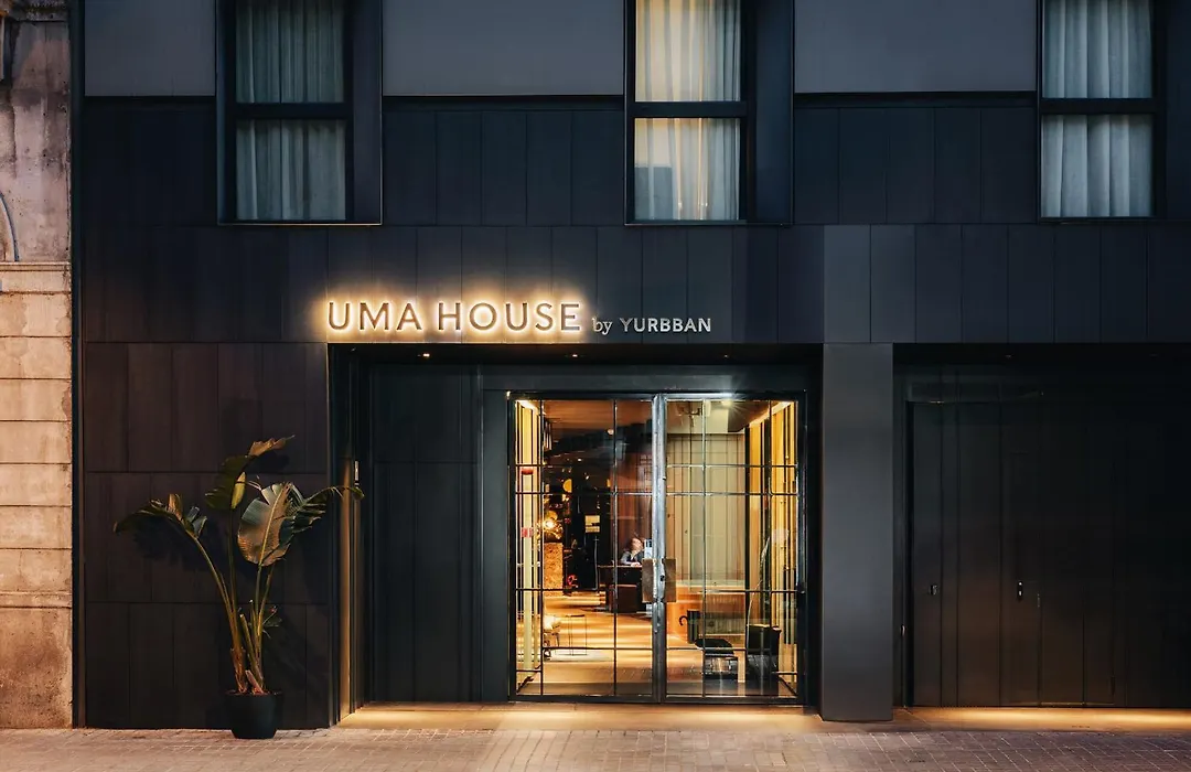 Uma House By Yurbban Trafalgar-1