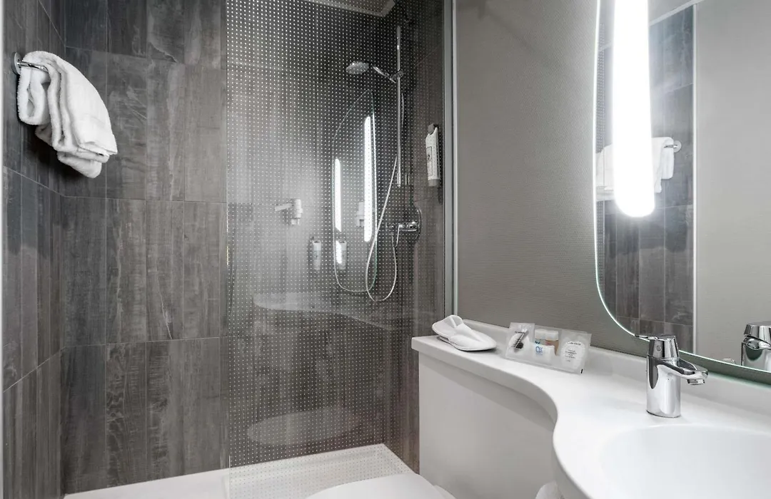 Ibis Milano Centro-1