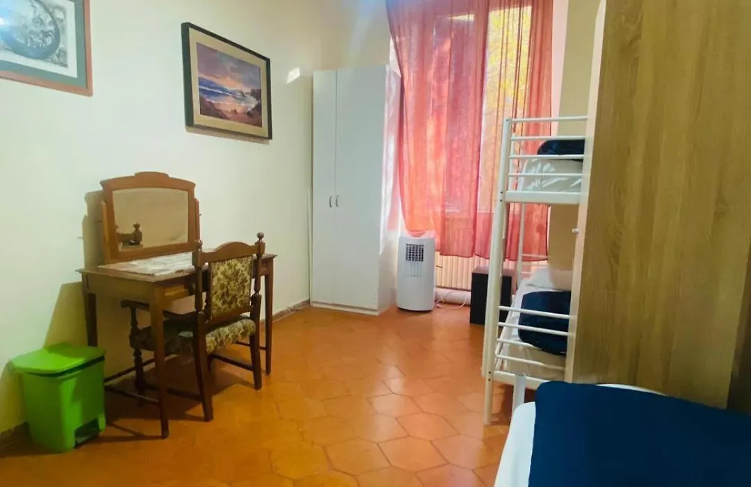Roma Gondola Guest House-1