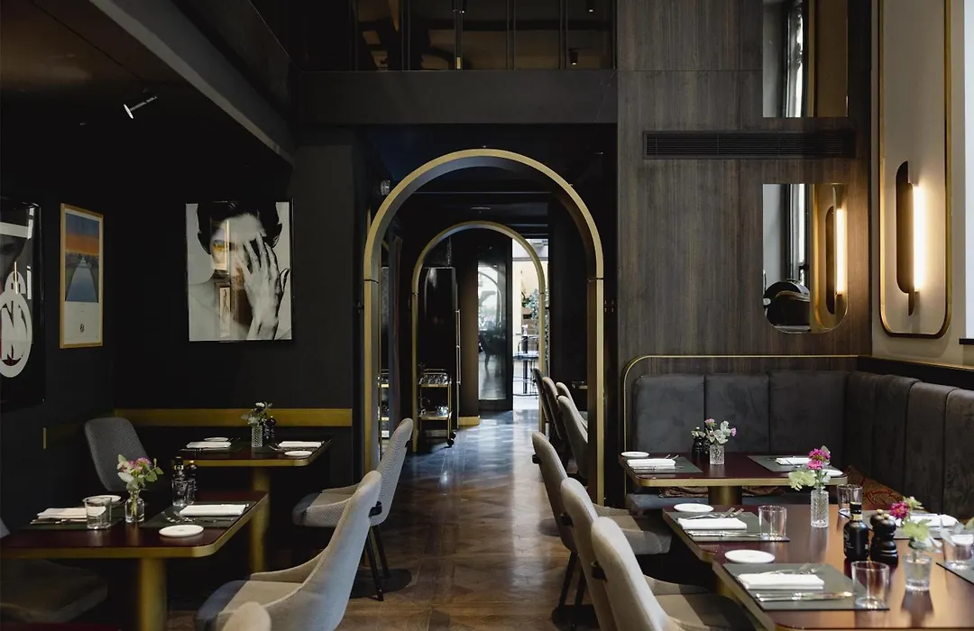 Radisson Collection Hotel, Palazzo Touring Club Milan-1