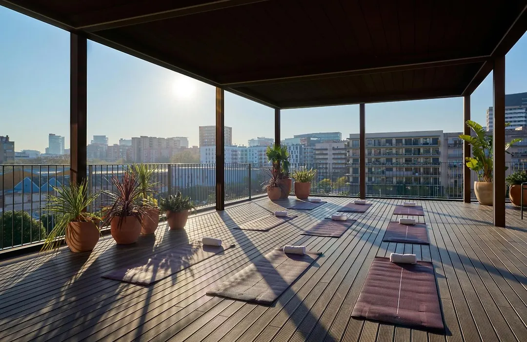 The Social Hub Barcelona Poblenou-1