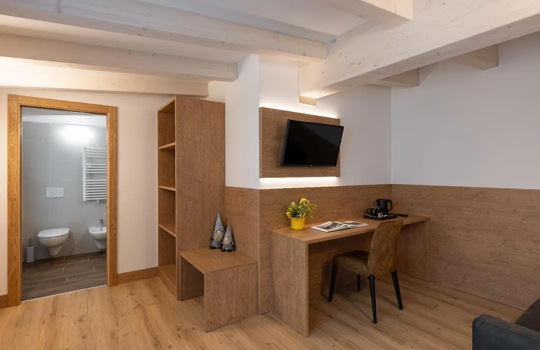 Hotel Alpen-1
