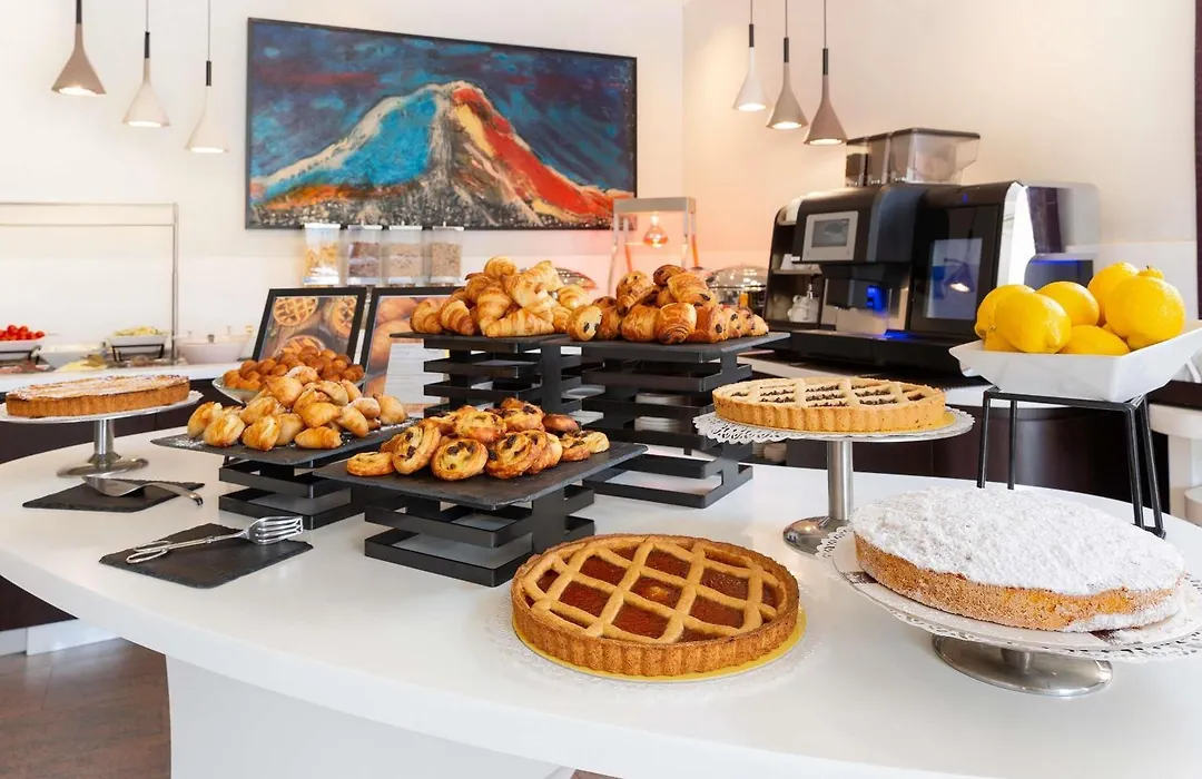 Mercure Napoli Centro Angioino-1
