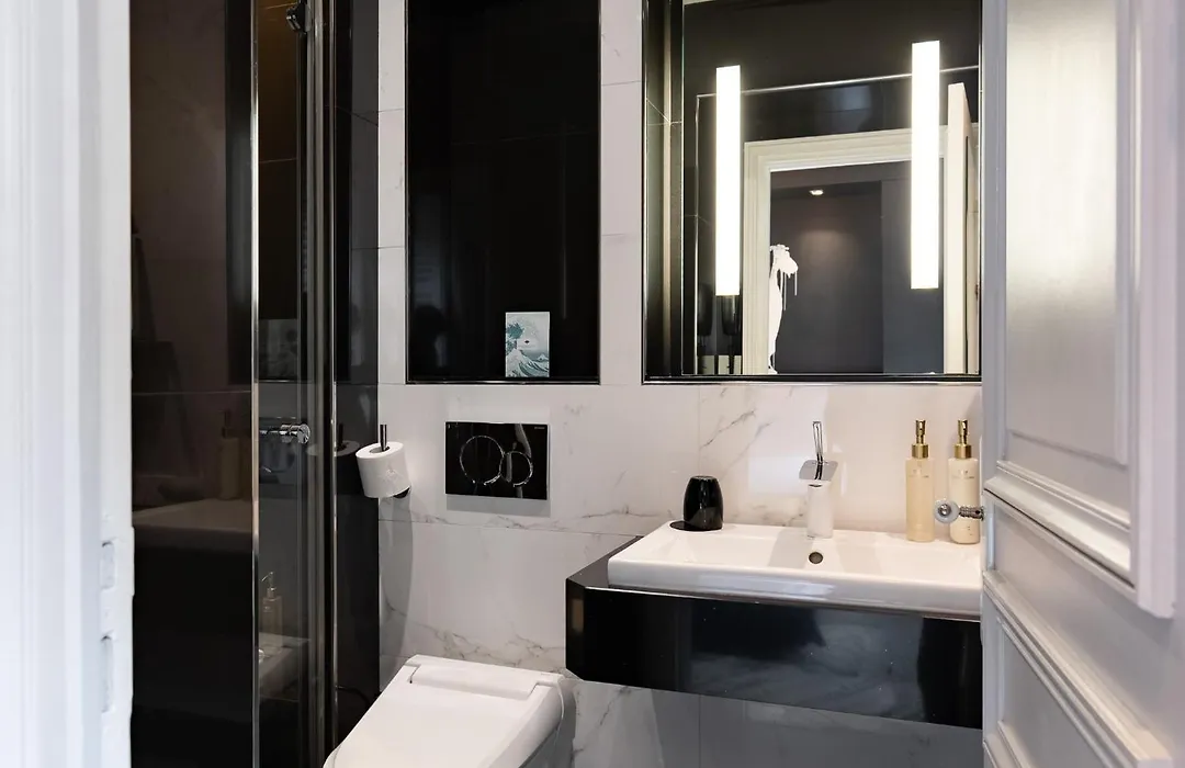Maison Albar- Le Champs-Elysées-1