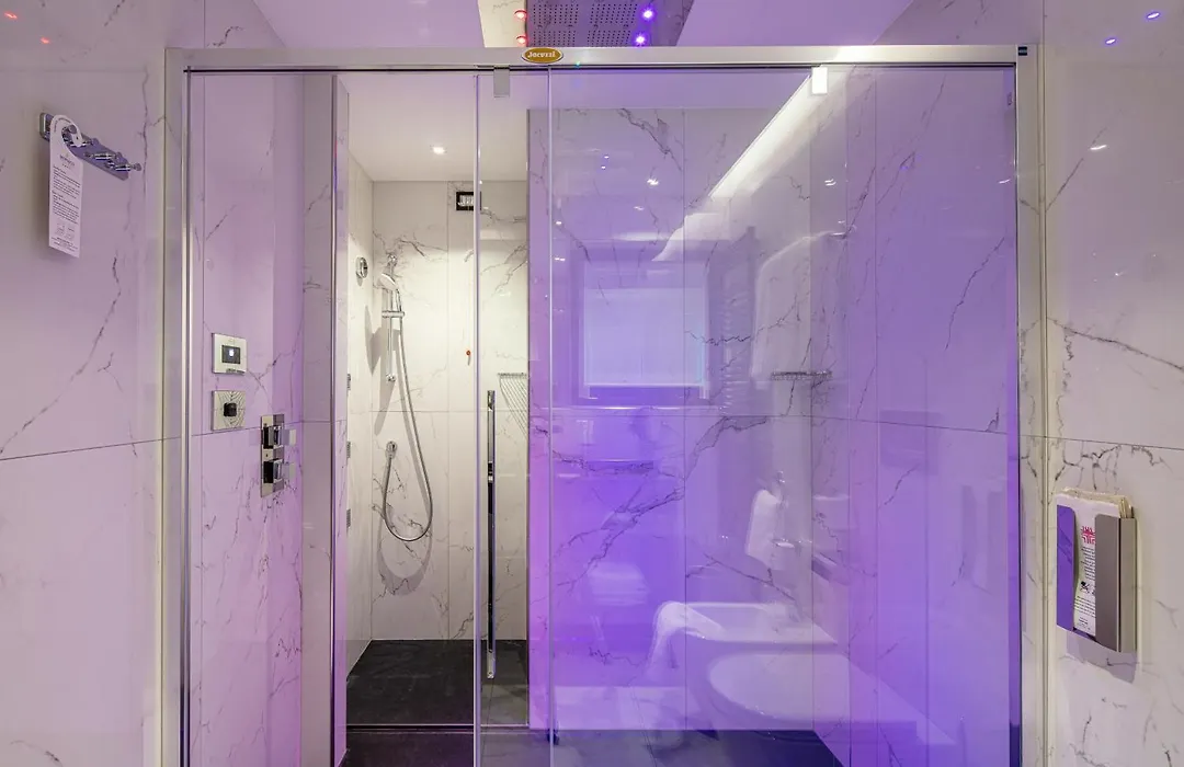 Monaco Suites Hotel-1