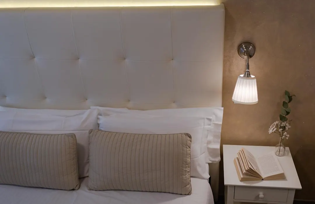 Hotel Soraya - Spiaggia Sawasdee With Beach, Restaurant & Parking-1