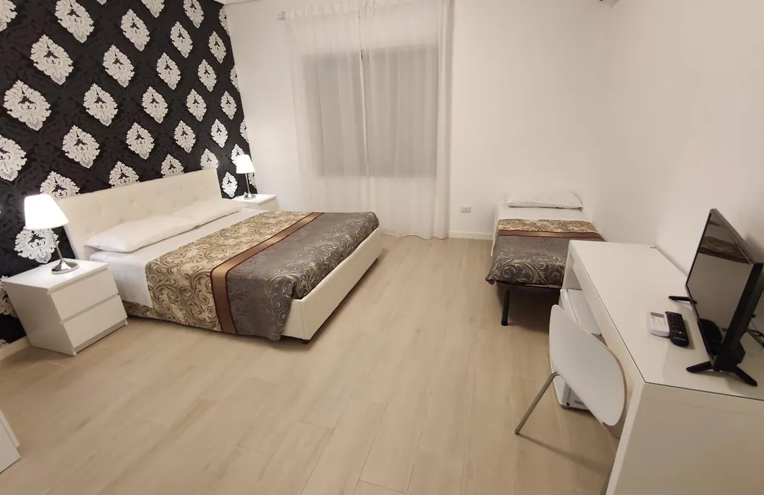 Sami Rooms - Teatro A 400 Mt - Ortigia A 1500 Mt --1