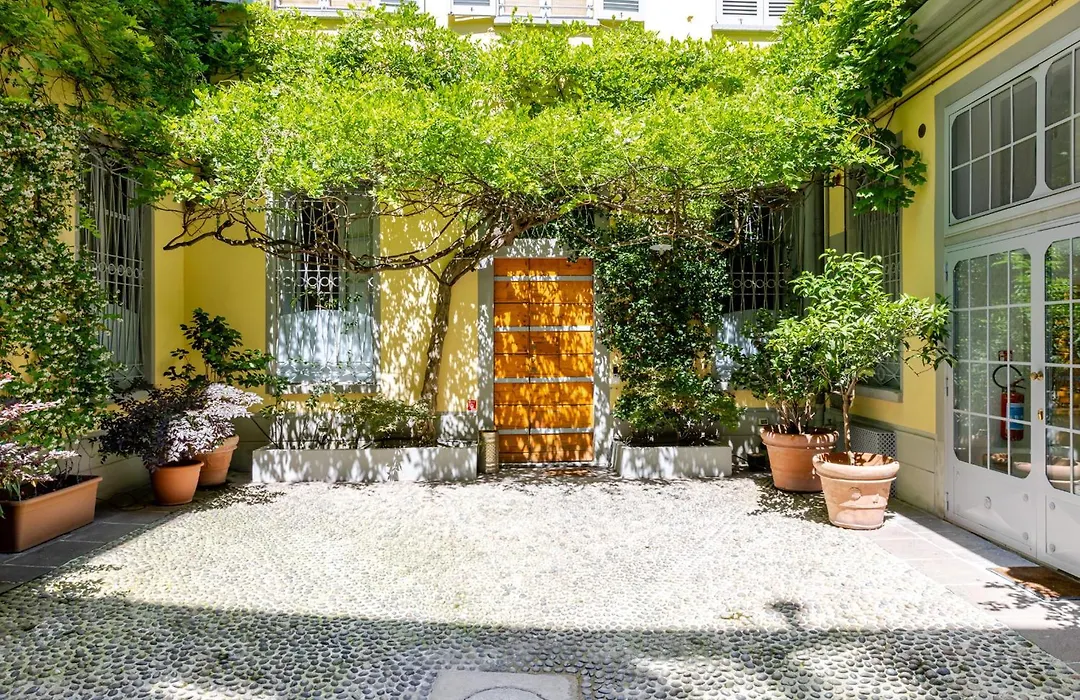 Duomo Smart Suites-1