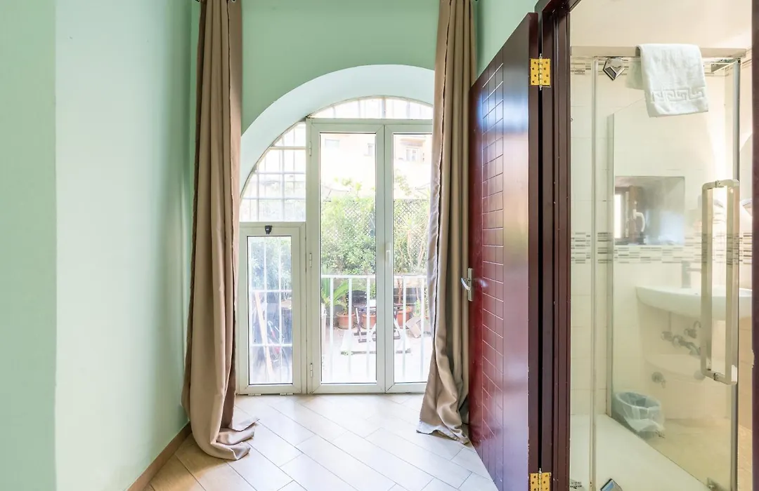 Giusi Rooms - Esquilino Harmony Guesthouse-1