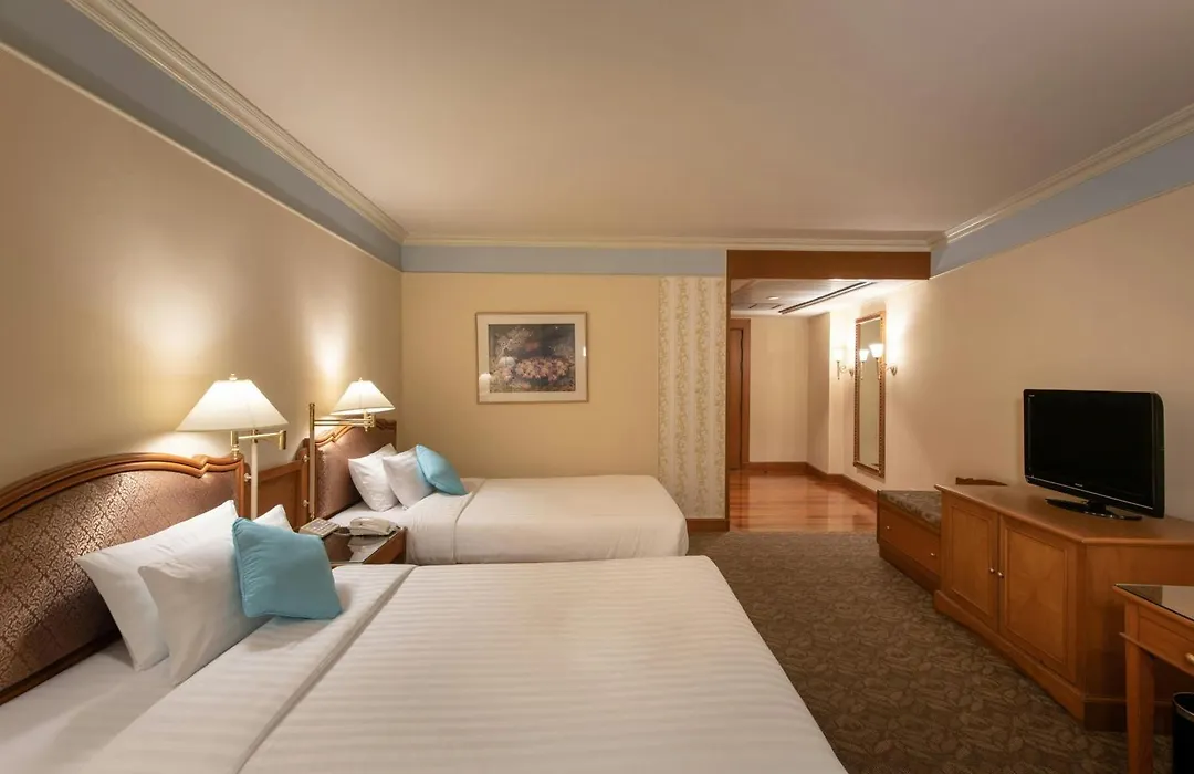 Montien Riverside Hotel Bangkok-1