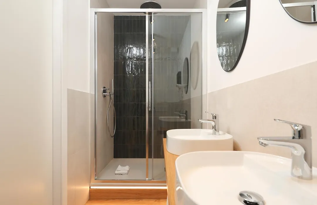 N7 Rooms-1