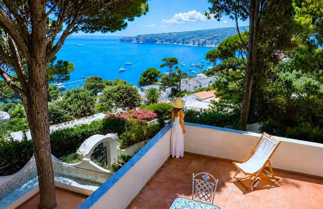 Casa Schiattarella Capri-1