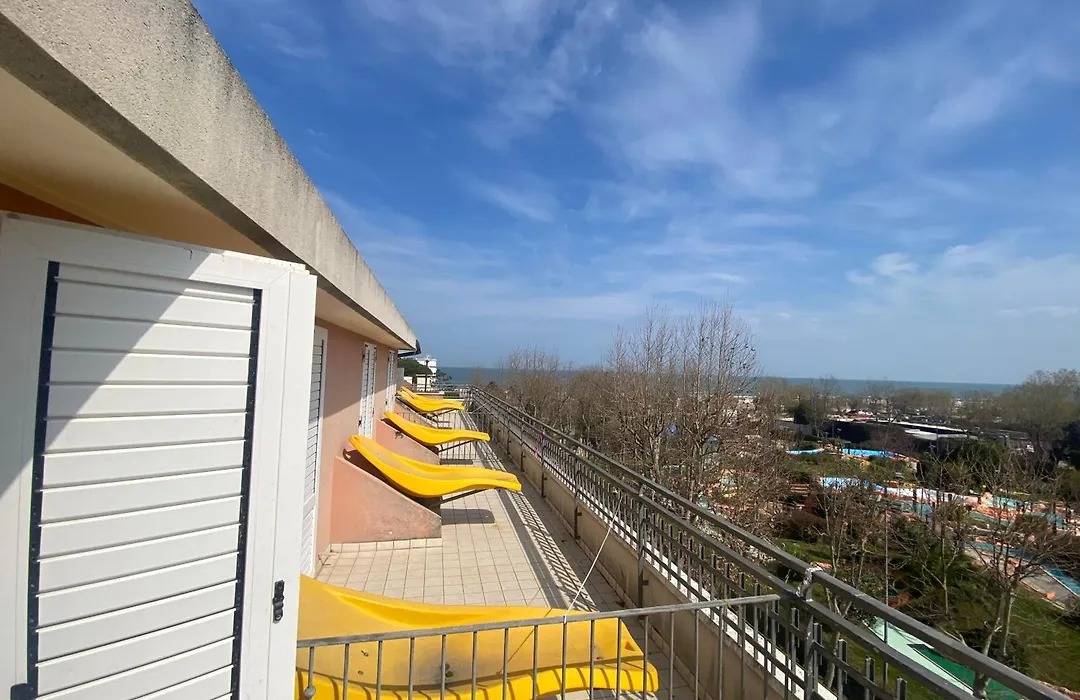 Hotel HARRY'S Hospitality Riccione-1