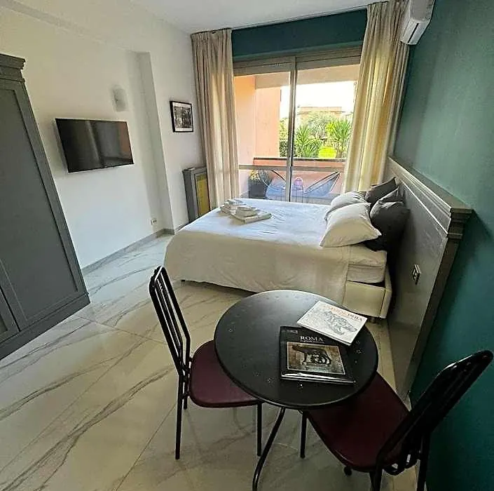 Aurelia Green Suite-1