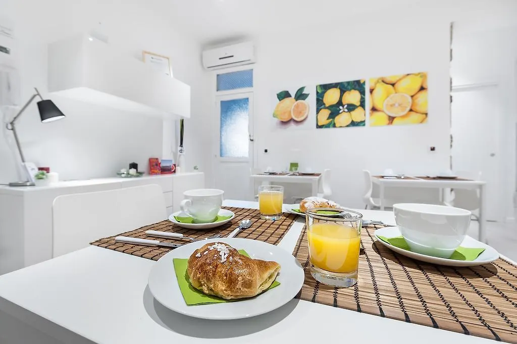Room & Breakfast Zero-1